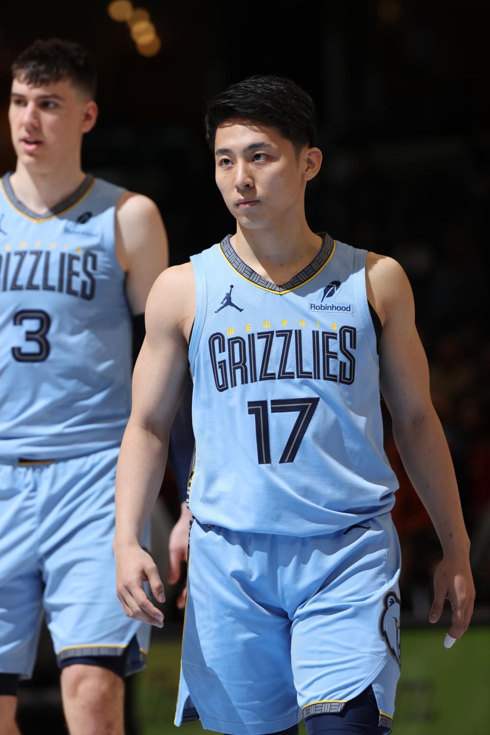 且稳坐首发 且稳坐首发